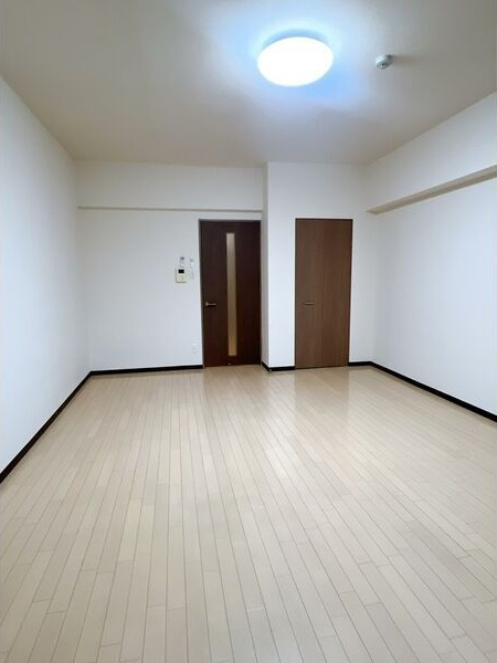 FLAT12