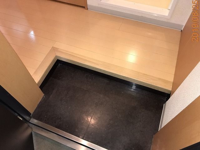 グランヴァン蔵前の玄関