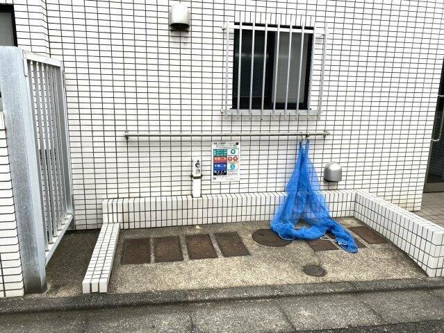 グレース恵比寿のその他共用部分|ゴミ置場です。