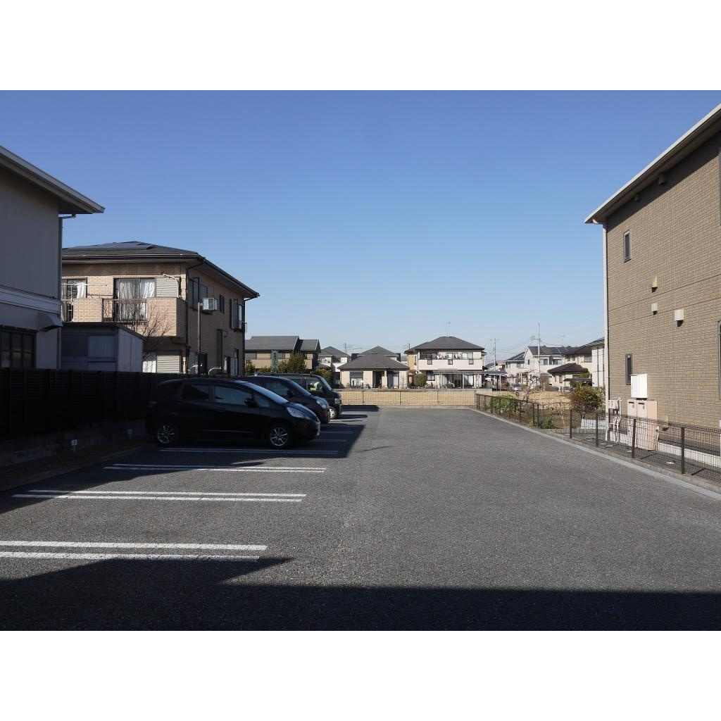 プルミエール野澤　Ｄの駐車場