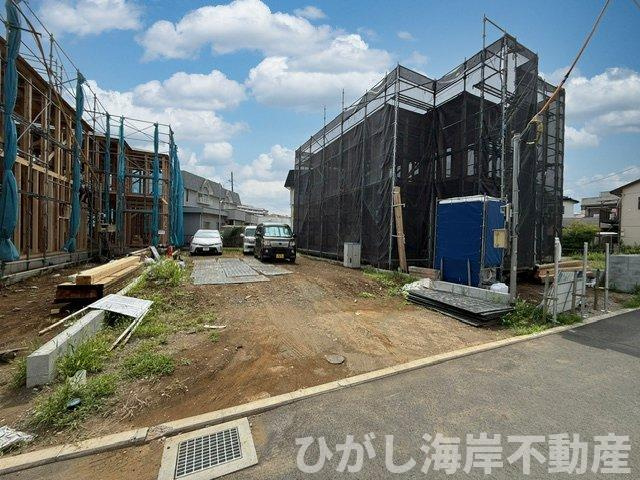 茅ヶ崎市香川１丁目　新築戸建　全6棟の外観|8月17日撮影　建築中　現地外観