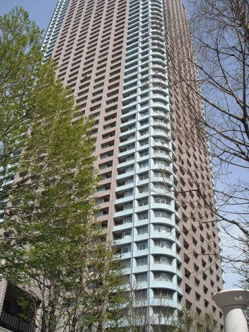 センチュリーパークタワーの外観
