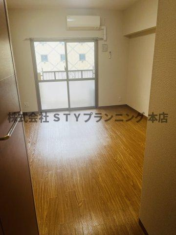 仲介手数料0円！タウンライフ千種の居間・リビング