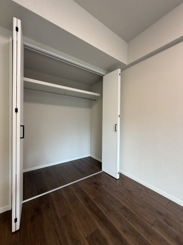 グランシュテル中野坂上の収納|クローゼット