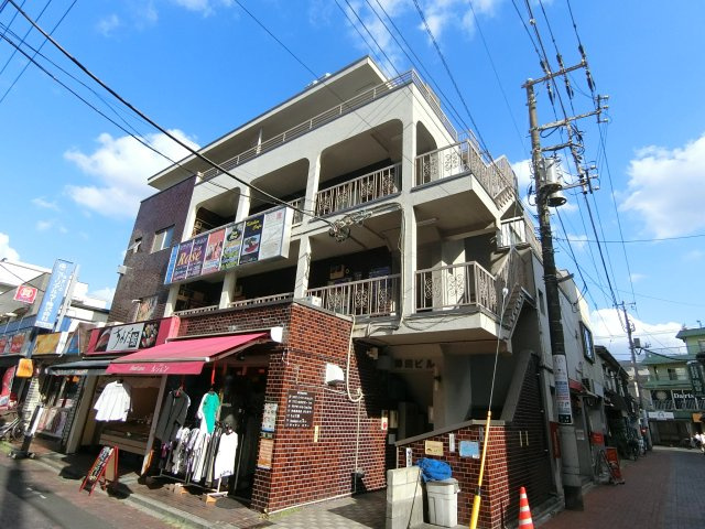 ATLASビルの外観