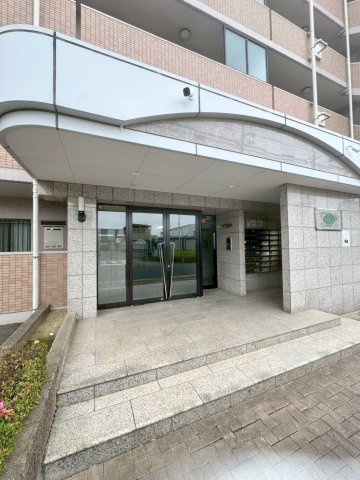ベルドゥムール草加稲荷のエントランス|共用部・エントランス