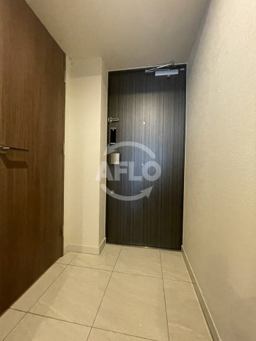 エスリード ザ・グラン上本町　大江小学校区の玄関|エスリード ザ・グラン上本町　玄関