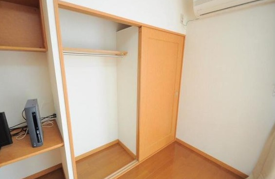 レオパレスクレールの収納