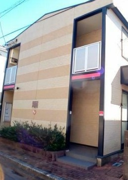 レオパレスクレールのエントランス