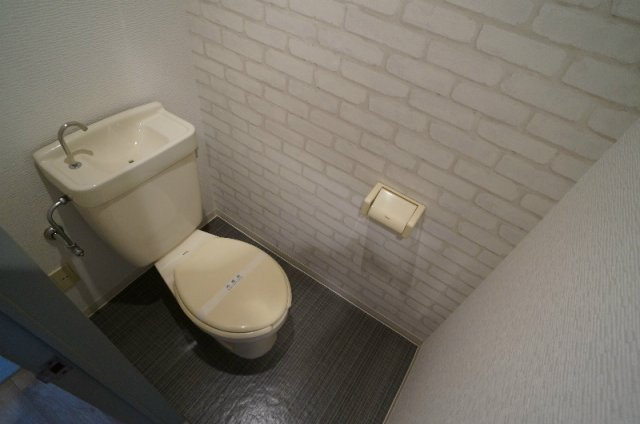 レジデンス青葉　大塚 のトイレ