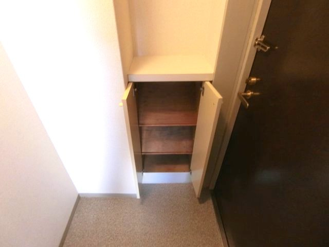 ストーク新丸子弐番館の収納|他のお部屋の参考写真となります。