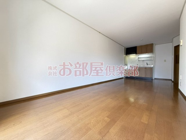 グリーンタウン津留崎の居間・リビング