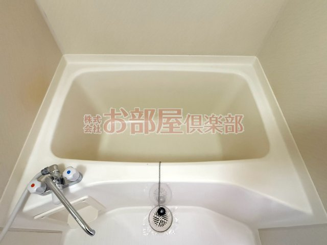 グリーンタウン津留崎の浴室