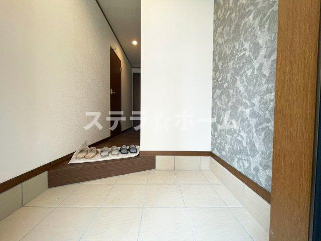上新庄2 中古戸建の玄関|きれいな玄関です