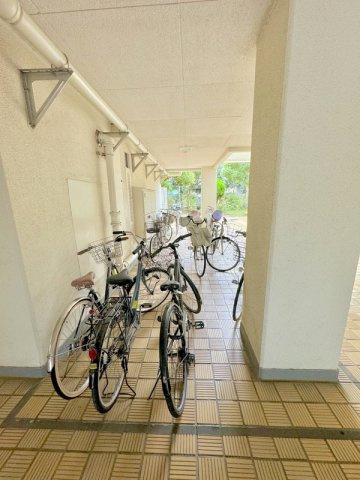 小田急くぬぎ山マンションの駐輪場|共用部・駐輪場