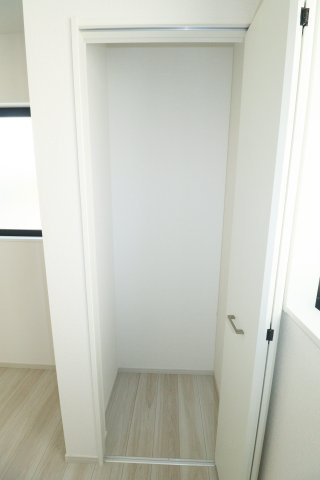 郡山市七ッ池町　　　  ２号棟　　　橘小学校、郡山第３中学区　の収納