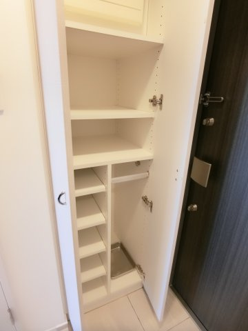 ハーモニーレジデンス武蔵小杉2の収納|他のお部屋の参考写真となります。