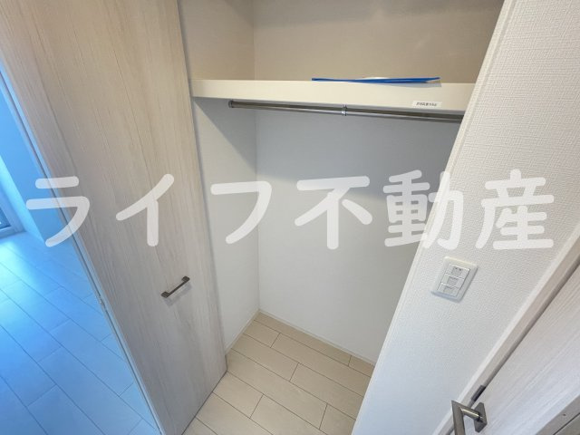 エスリードレジデンス大今里の玄関|シンプルで使いやすい玄関です