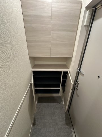 GRAND D-ROOM昭和町の玄関
