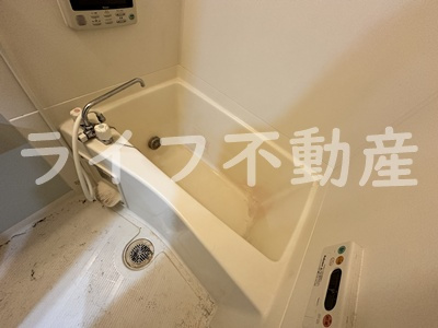 ネオ・グランツ高井田の浴室