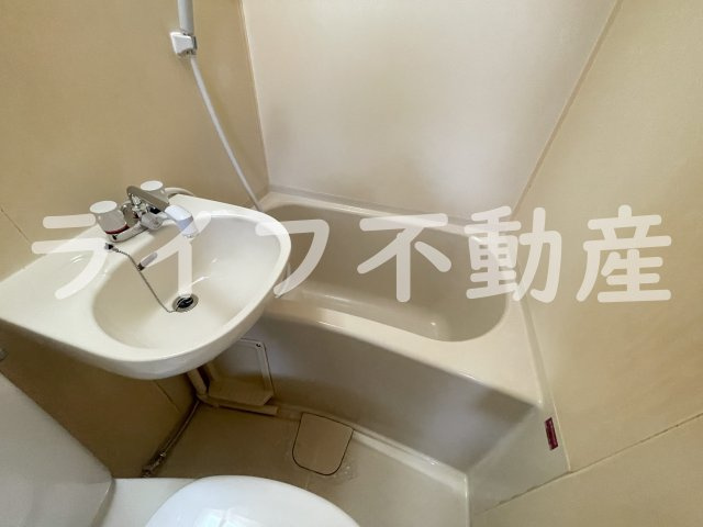ハイツ富士パートⅡの浴室|お風呂です
