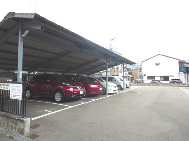 プランドールＧ棟の駐車場|近隣駐車場(家主様所有）