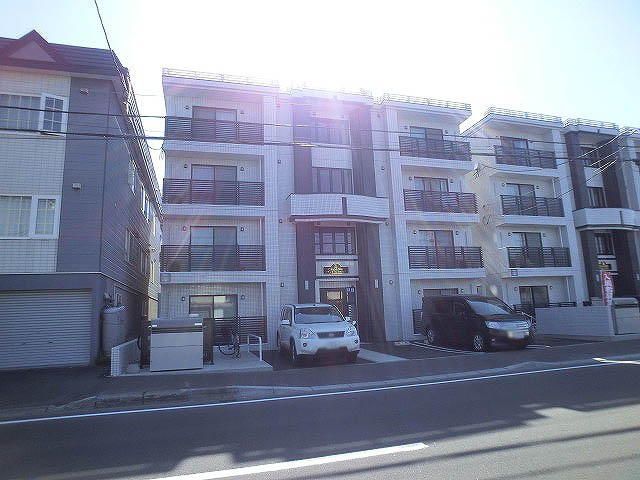 札幌市豊平区月寒東一条７丁目の賃貸マンション