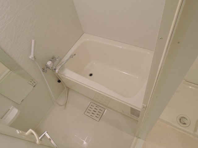 Gluck芥川（グリュック）の浴室