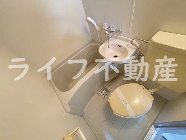 イーストコトブキの浴室|コンパクトで使いやすいお風呂です
