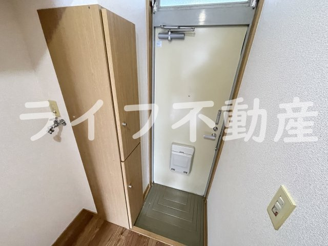 エステートピア中野の玄関|玄関です