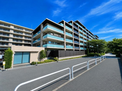 【外観】 | ルネ横浜戸塚　戸塚駅まで13分/ペット飼育可能/オートロックで安心/築5年の築浅マンション | ◆住宅ローンのご相談や周辺環境のご案内も含め、ローンに詳しい、地元に詳しいスタッフがお出迎えさせていただきます。お気軽にご相談ください。