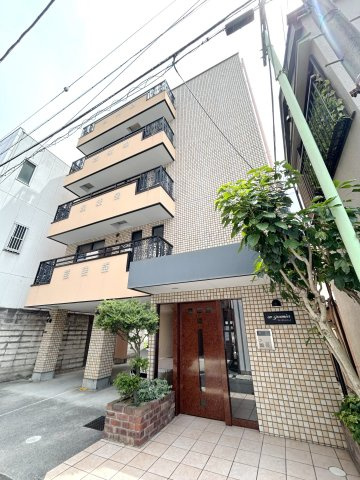 アンプルミエールの外観
