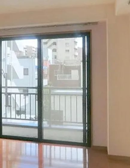 アンプルミエールの居間・リビング