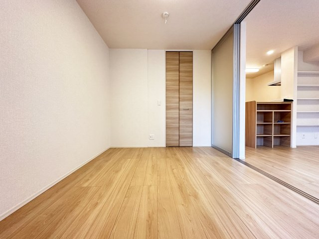 ルリの洋室
