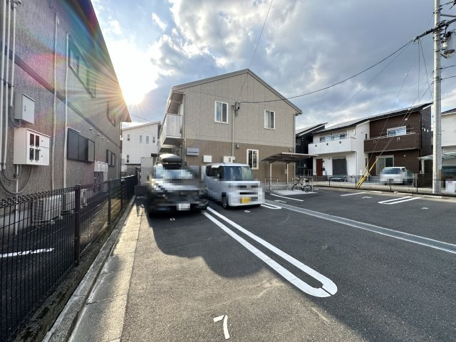 ルリの駐車場