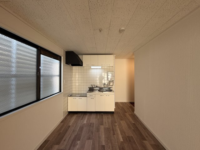 東園田マンションの居間・リビング