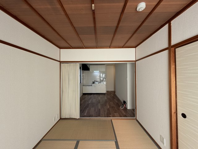 東園田マンションの内装
