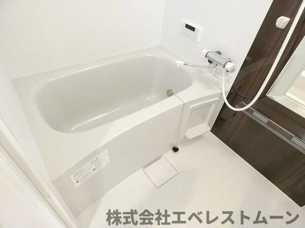 ハーモニーテラス東海通Ⅰの浴室|ゆったり過ごせるお風呂です