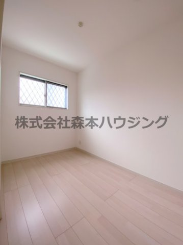 【洋室】 | 　Tio Alba | 明るい洋室です