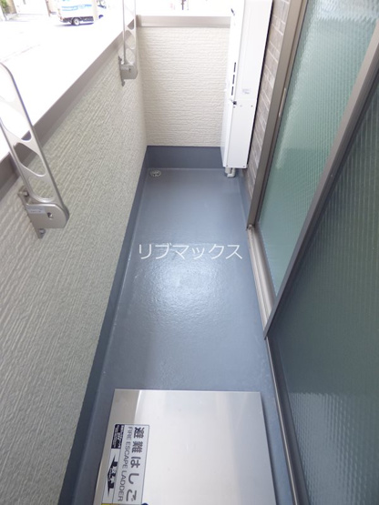 【バルコニー】