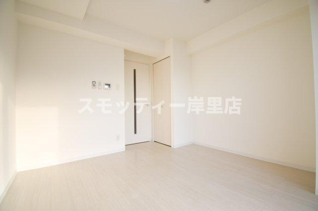 グランエクラ花園町の洋室