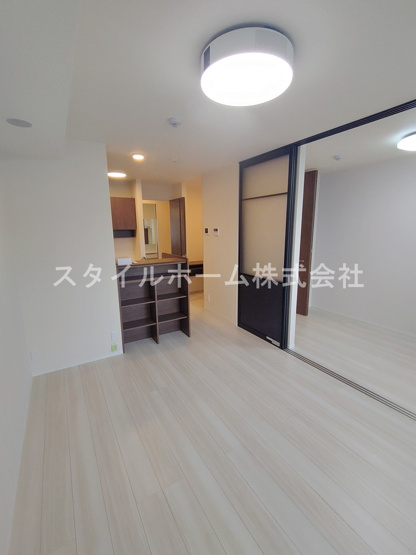 【居間・リビング】 | D-square湊町  | イメージ写真です。