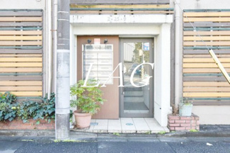 【エントランス】 | ＶＩＳＴＡ富ヶ谷 | エントランスです。