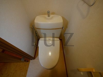 富士塚美和ハイツのトイレ|温水洗浄便座付きトイレです！