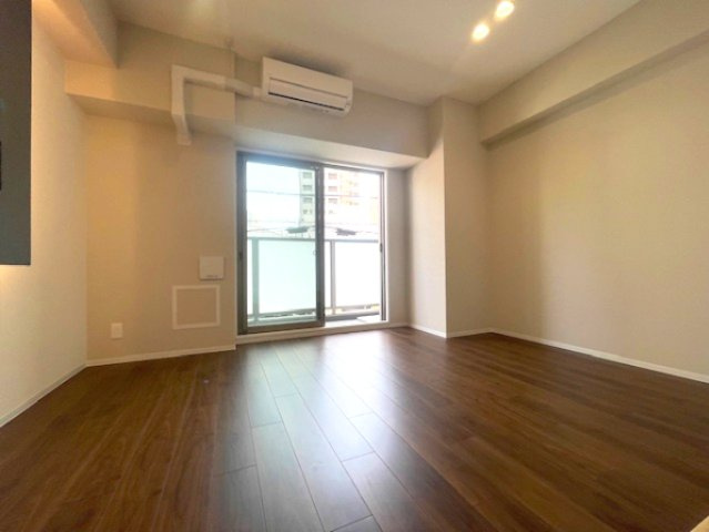 神戸市東灘区深江本町３丁目の賃貸マンションの居間・リビング