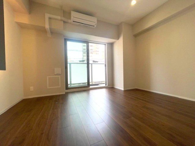 神戸市東灘区深江本町３丁目の賃貸マンションの居間・リビング
