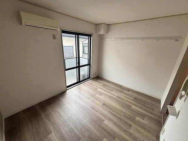 神戸市東灘区魚崎北町６丁目のアパートの居間・リビング