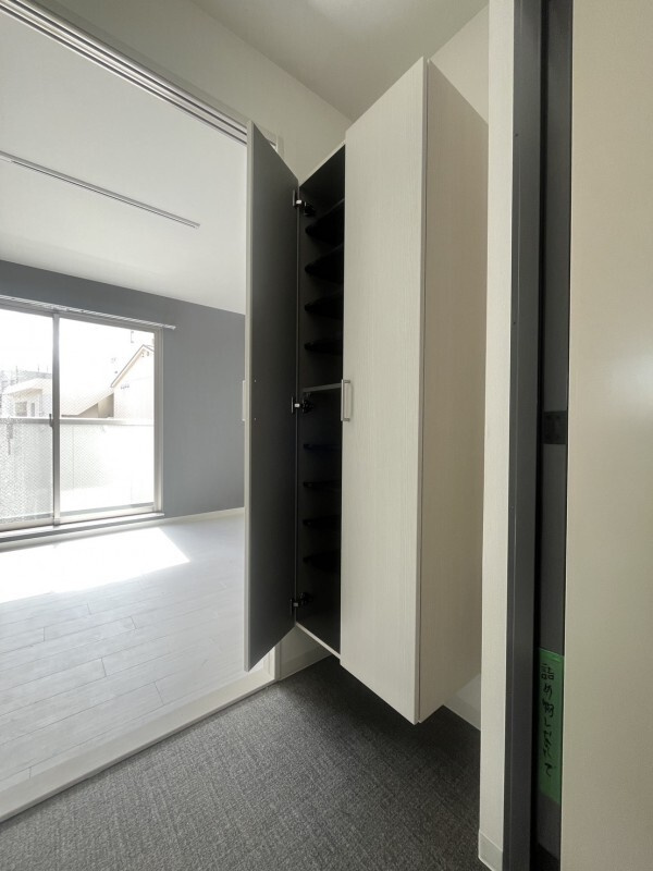 神戸市中央区花隈町の賃貸マンションの収納