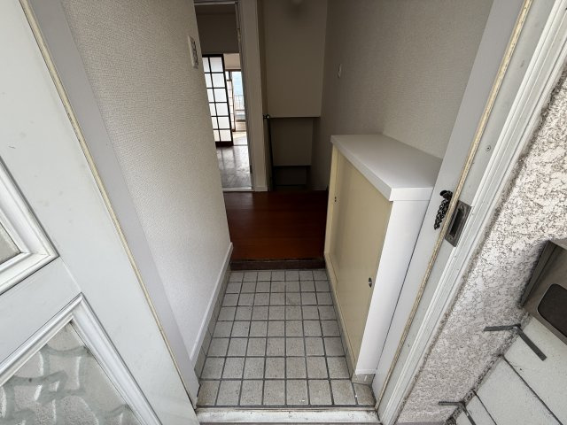 神戸市灘区寺口町の一戸建ての玄関