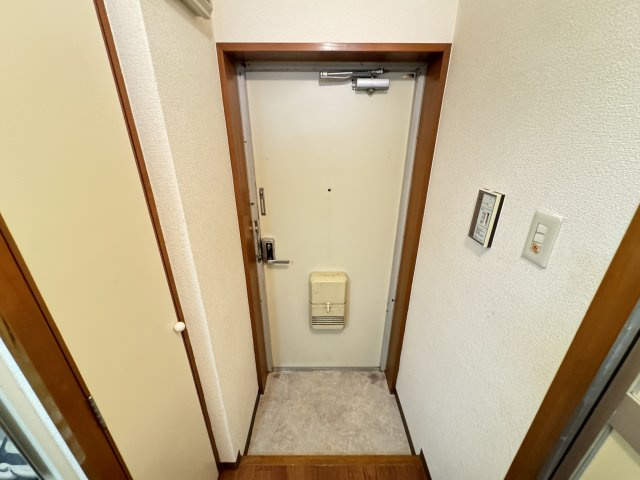 神戸市灘区六甲台町の賃貸マンションの玄関